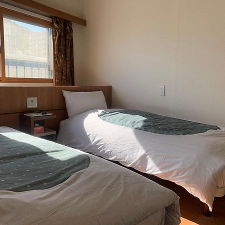 Izu-No-Umi Hotel Atami  Exterior photo